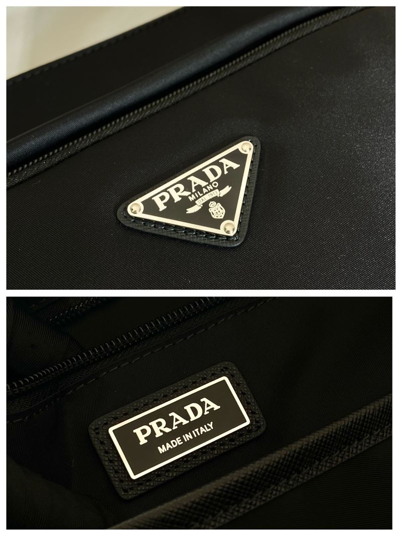 Pra*a tote bags